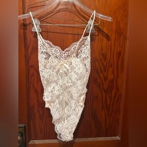 Vintage light cream 90s lace bodysuit sheer bow detail women’s small
